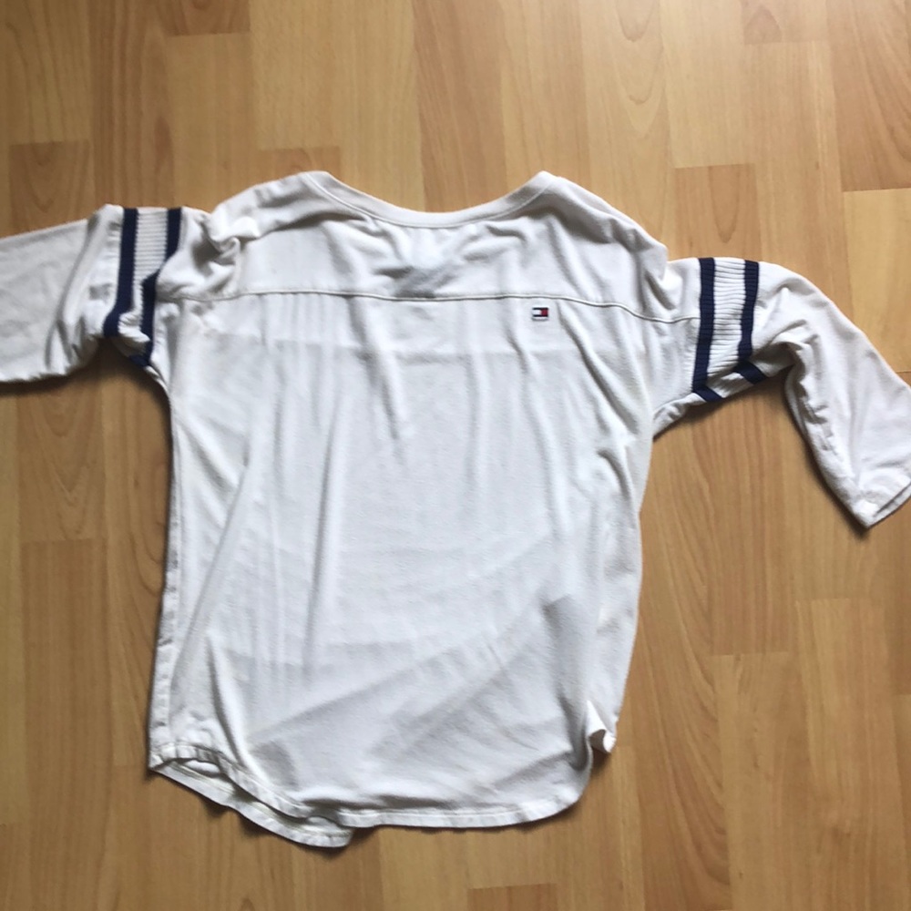 Girls long-sleeved shirt